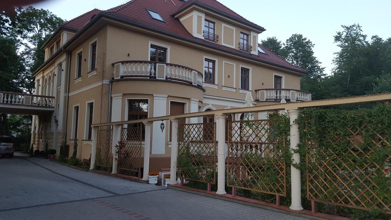 Ferienwohnung Palac Ogrodowa Tarnowskie Góry Exterior foto