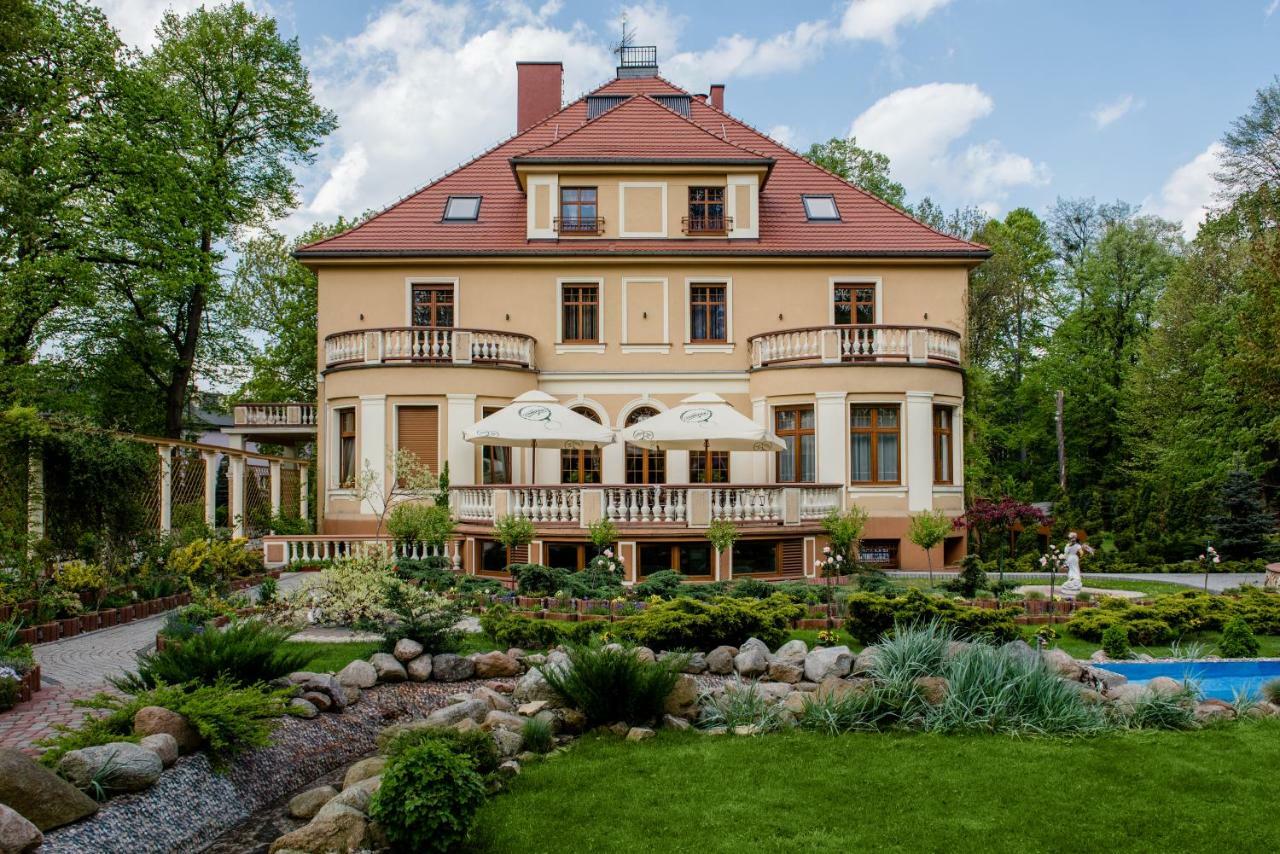 Ferienwohnung Palac Ogrodowa Tarnowskie Góry Exterior foto