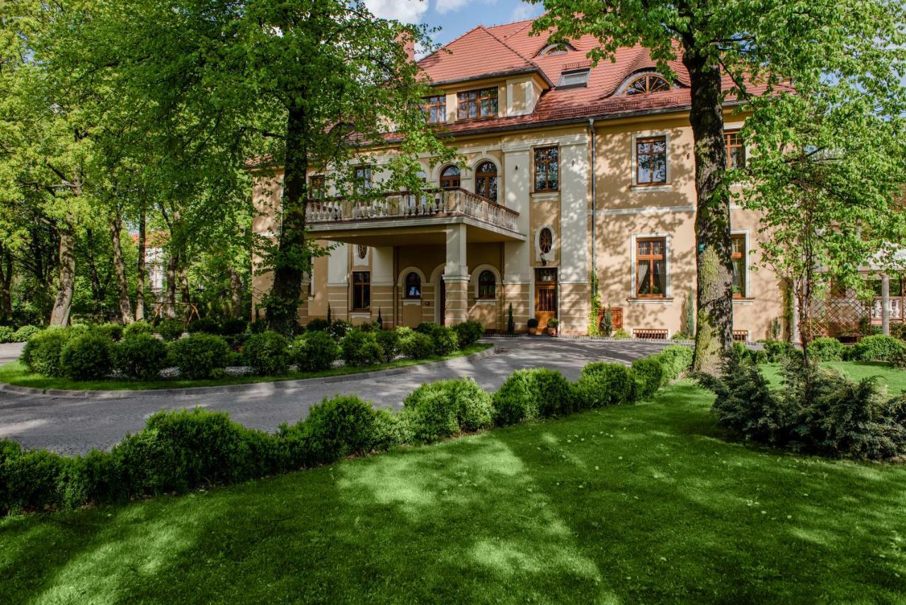 Ferienwohnung Palac Ogrodowa Tarnowskie Góry Exterior foto